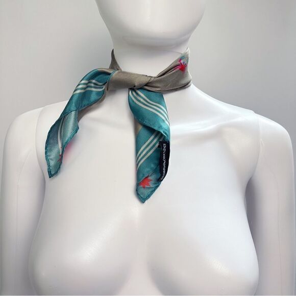 ɴᴡᴏᴛ ᴇᴍᴘᴏʀɪᴏ ᴀʀᴍᴀɴɪ ᴍᴜʟʙᴇʀʀʏ ꜱɪʟᴋ ɴᴇᴄᴋᴇʀᴄʜɪᴇꜰ ꜱꜱ19 ᴄᴏʟʟᴇᴄᴛɪᴏɴ - Picture 8 of 14